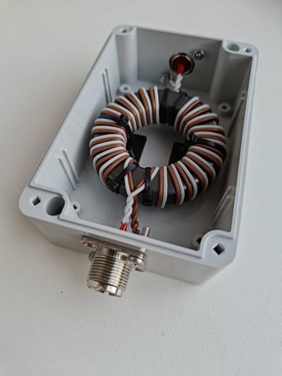 Balun-1000W-HF-SO-239-2x-03-1152x1536