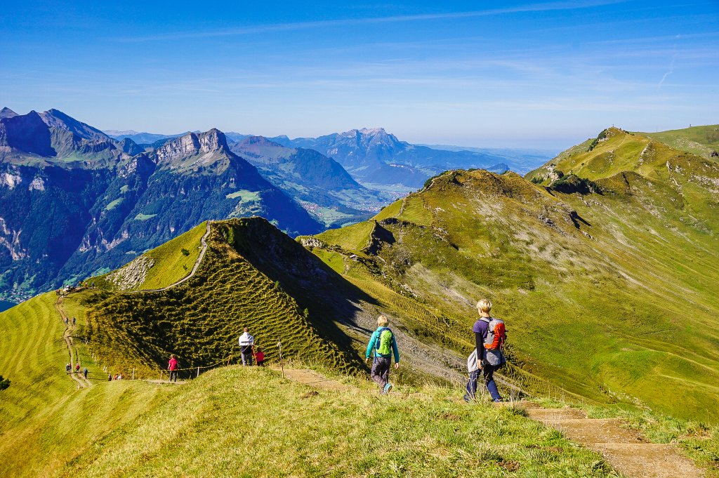 Stoos-Ridge-Trail-Klingenstock-Fronalpstock-hiking-12